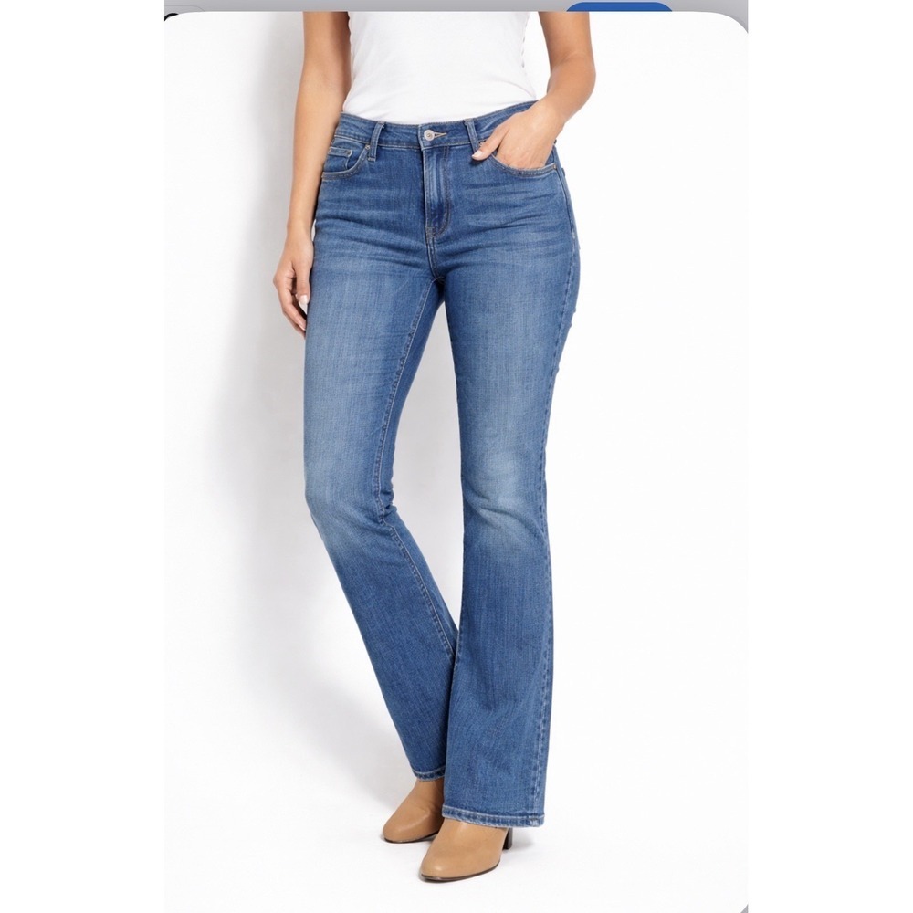 Levi's Women's Classic Bootcut Jeans Size 16W